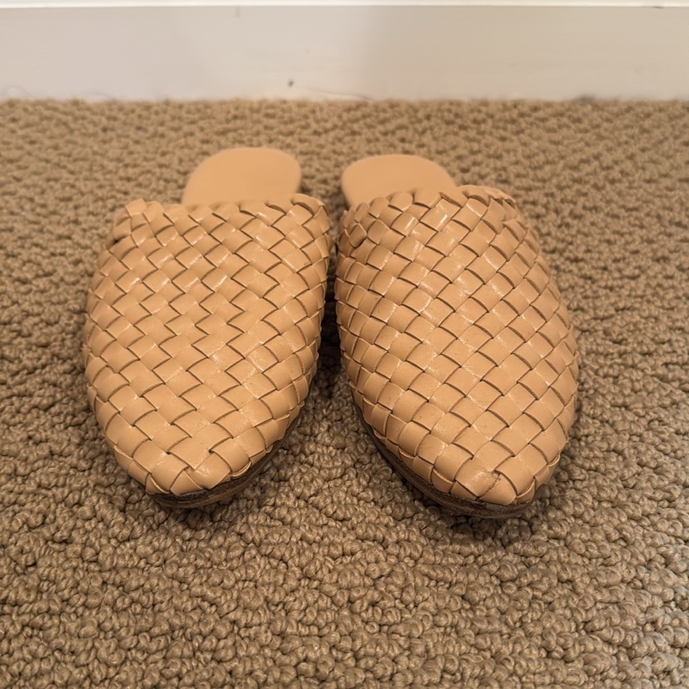 Target Tan Mules - Picture 4 of 6